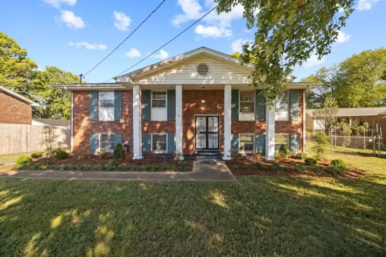 Front Exterior_ 4468 Baton Rouge Dr.