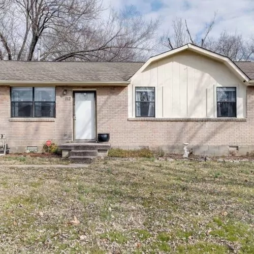 By submitting this image to RealTracs Inc, the User grants to RealTracs Inc an unrestricted license to use the image in compilations of properties and in other ways authorized by the Board of Directors.